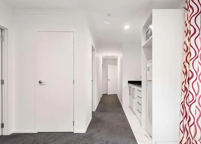 Cute Stylish 2 Bed *